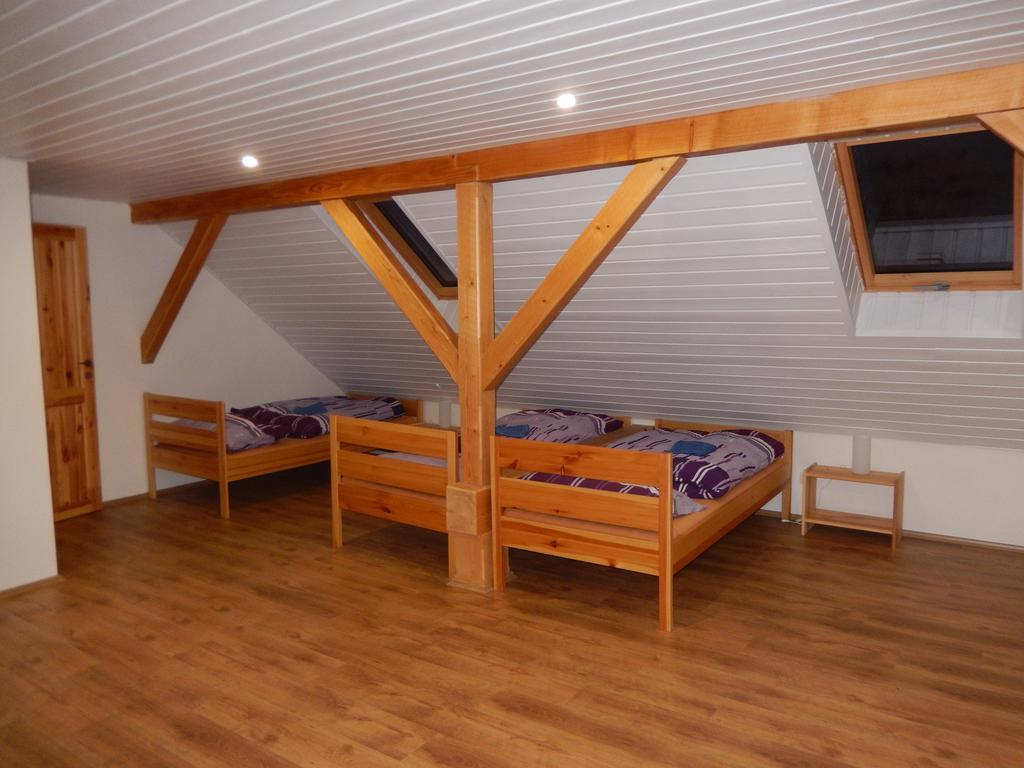 Apartment U Lochu Knovicky Esterno foto
